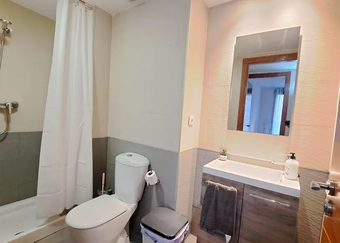 2-bedroom In Center *